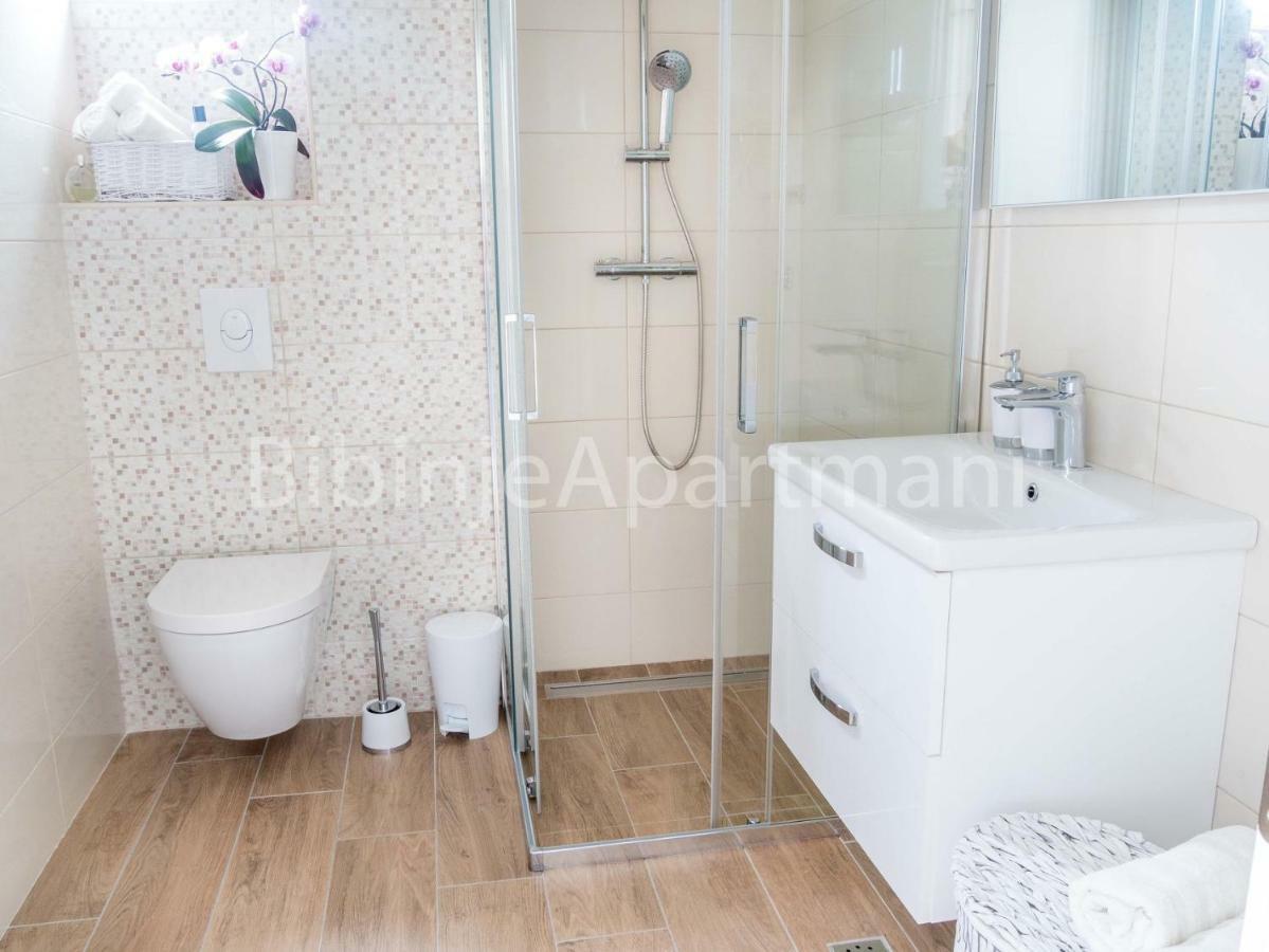 Ana I Ljubo Apartment Sukošan Exterior foto